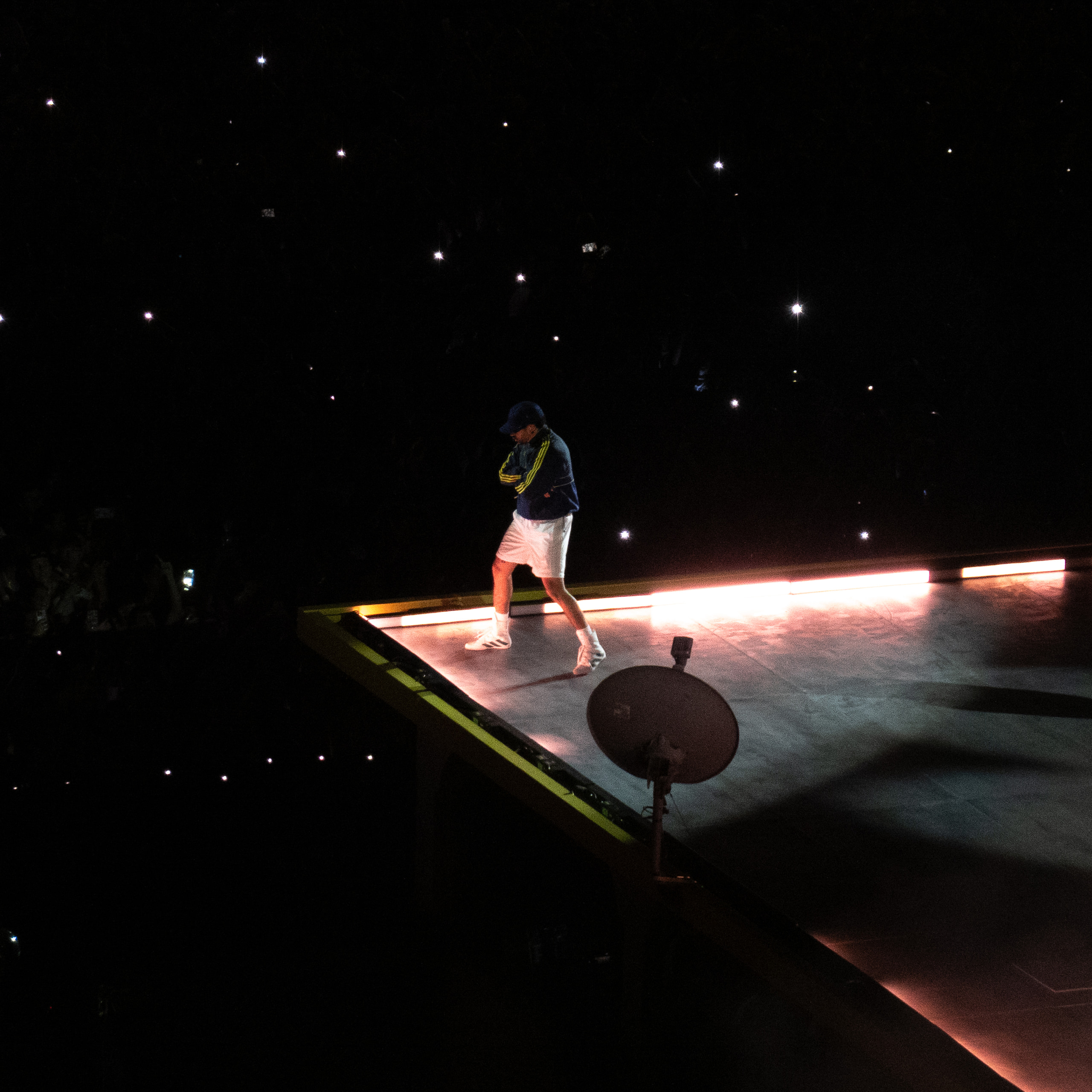 Bad Bunny — Concierto, Fotografía de Escenario (2025). Plate 9 de 9 · fotografía por Quim Miquel