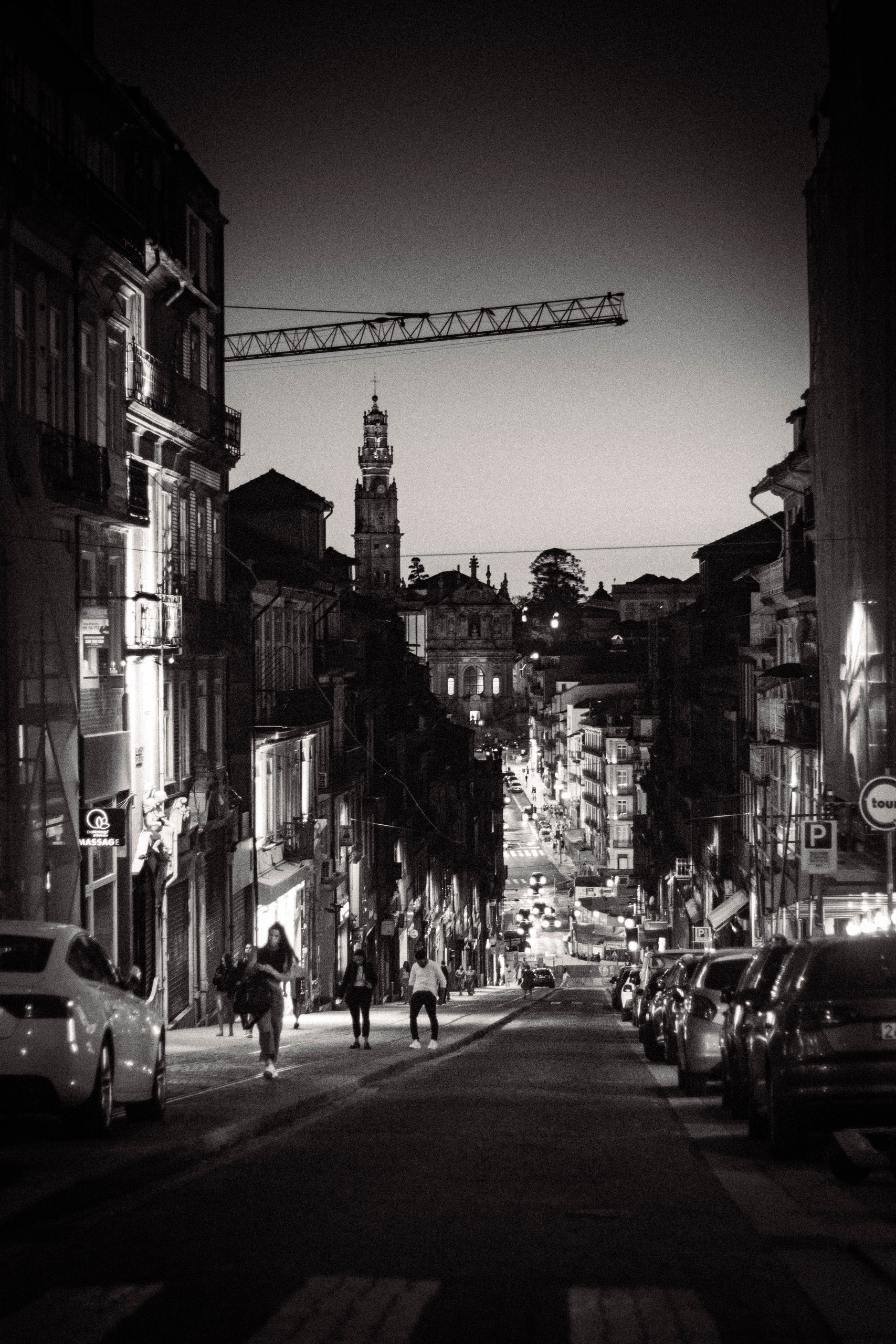 Porto — Otros, Fotografía Documental (2024). Plate 5 de 9 · fotografía por Quim Miquel